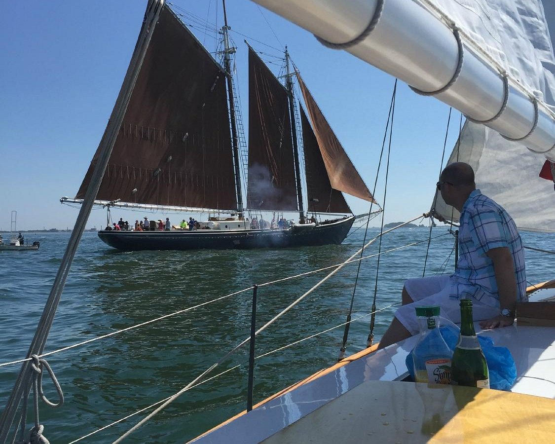 sail boat tour boston