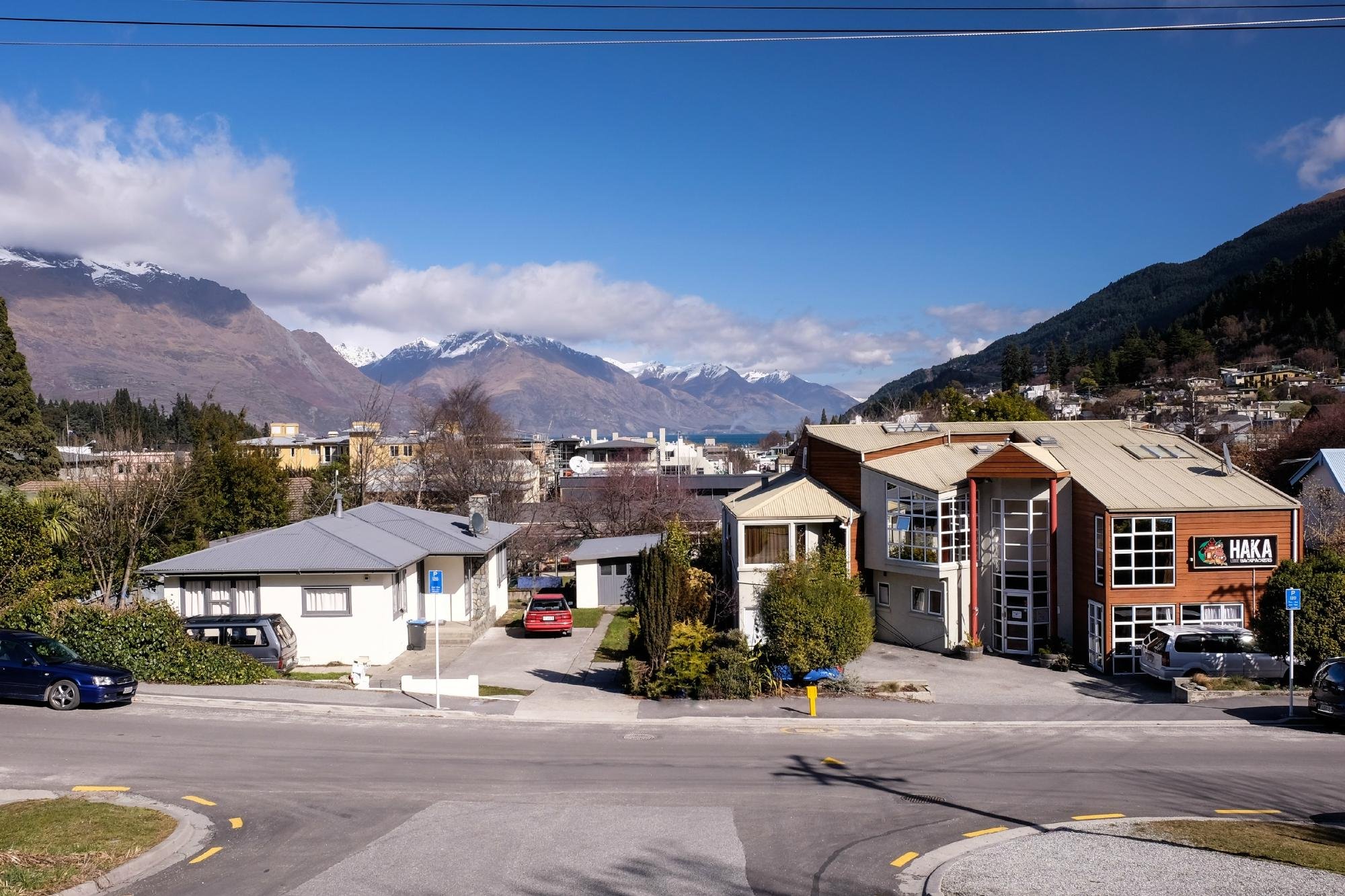 Haka Lodge Queenstown by null