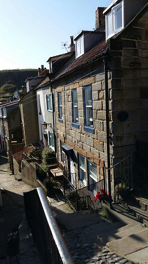 Keel Lodges - Captain's Quarters in Staithes, near Whitby