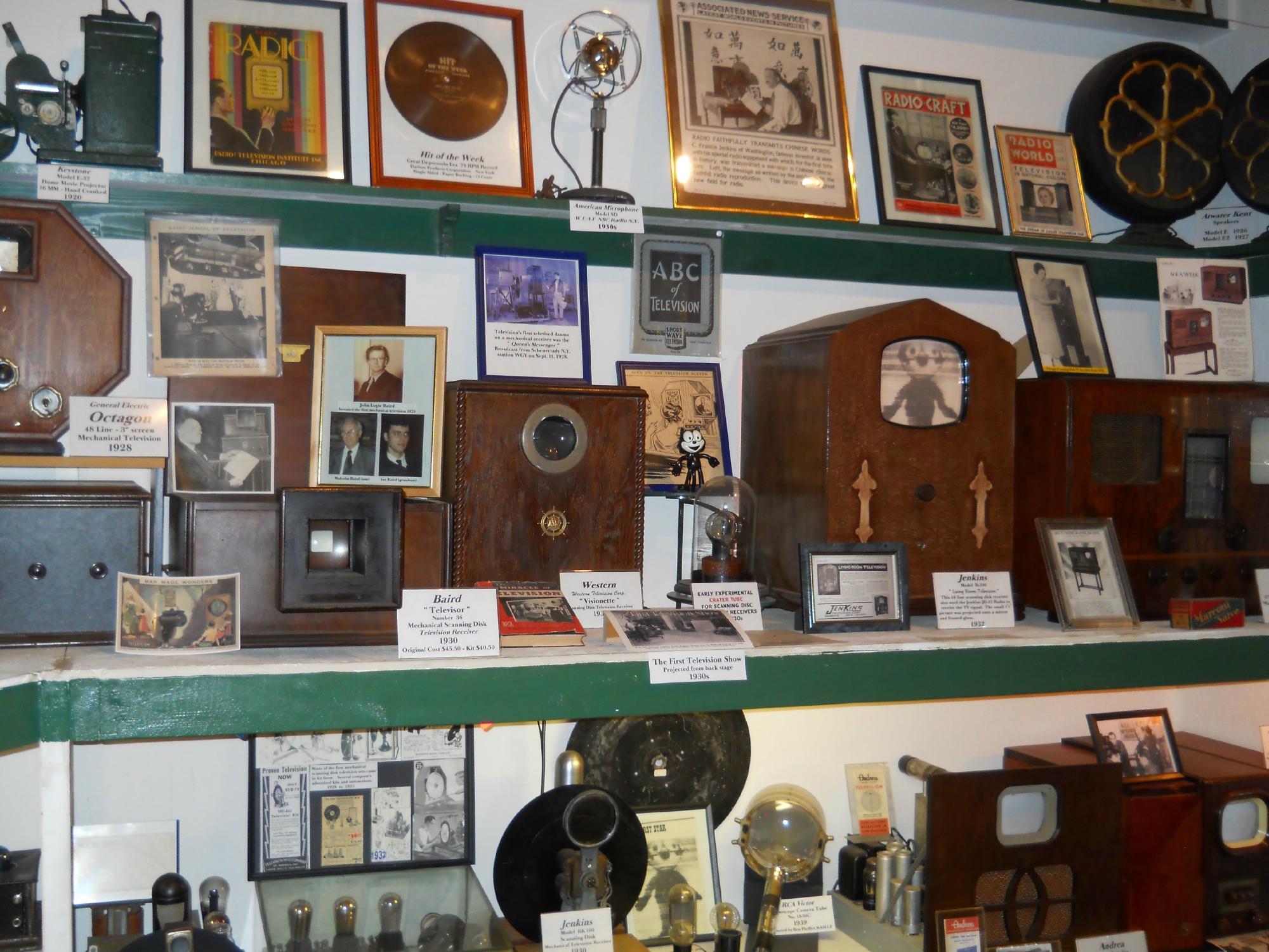 Auman Museum of Radio and Television - All You Need to Know