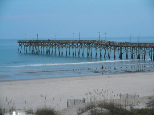 JOLLY ROGER INN & PIER - Hotel Reviews (Topsail Island, NC - Topsail Beach)