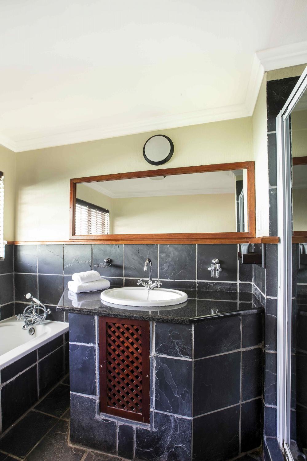 Hotel photo 71 of Premier Hotel Roodevalley.