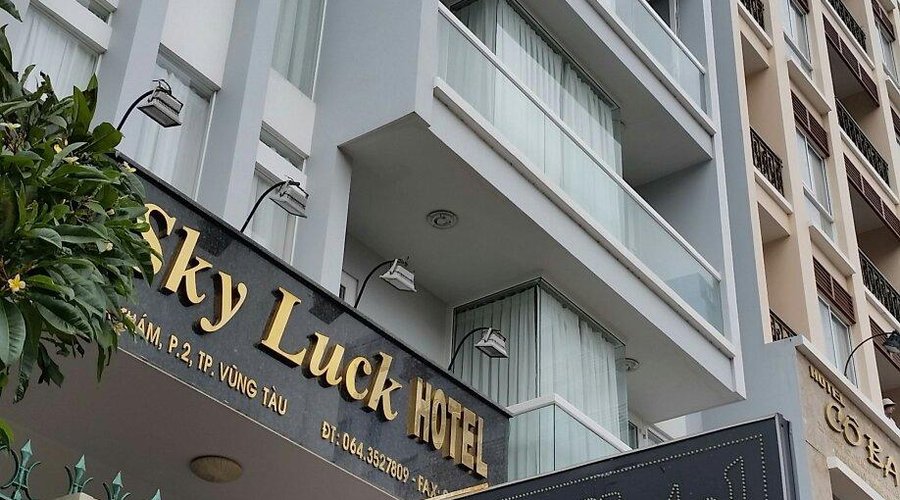 Sky Luck Hotel