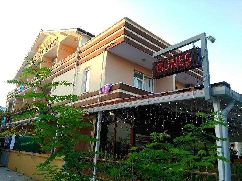 mendoza arjantinde kadınlarla tanış rueyada yatan altnda ylan goermek