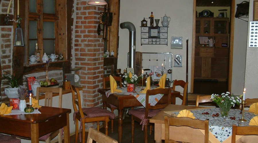 Gemütlich bei Speis und Trank
