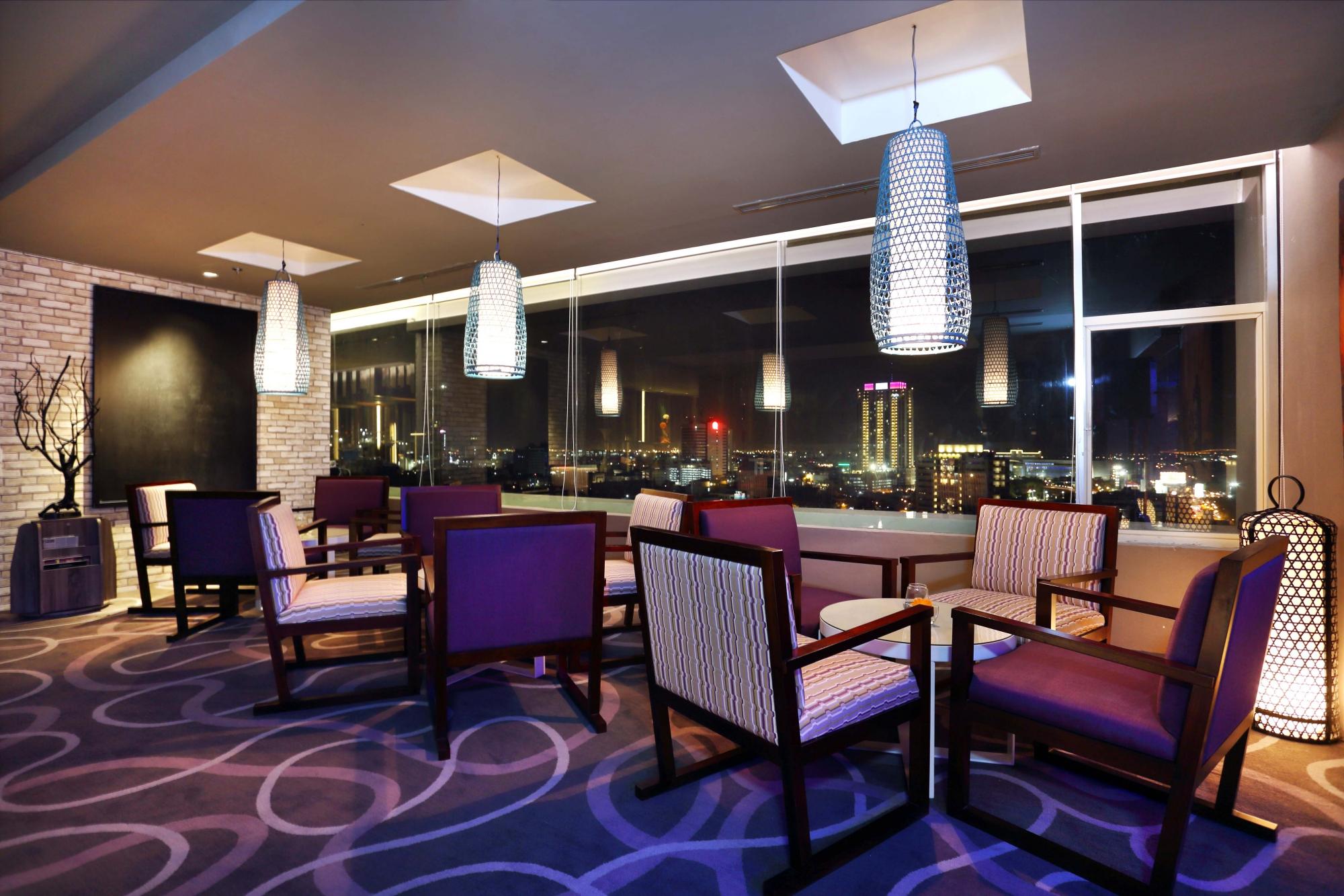Hotel photo 34 of HARRIS Hotel & Conventions Gubeng Surabaya.