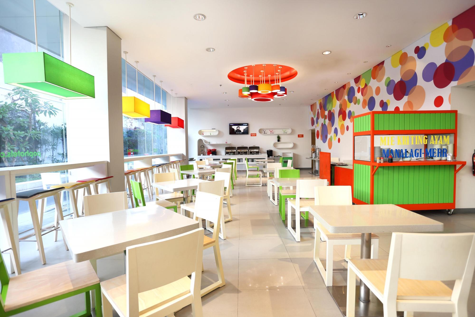 Hotel photo 1 of POP! Hotel Gubeng Surabaya.
