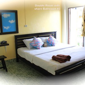 Double Bed Share Bathroom Room#3