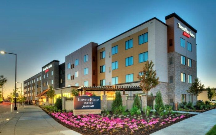 TOWNEPLACE SUITES BY MARRIOTT MINNEAPOLIS MALL OF AMERICA $119 ...