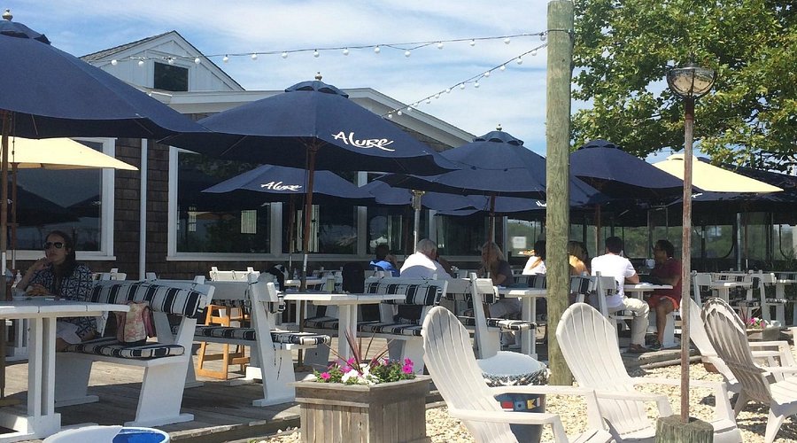 A Lure Chowder House & Oysteria