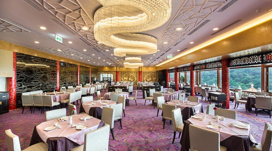 GOLDEN DRAGON RESTAURANT