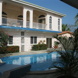 Pool & Garden - View A