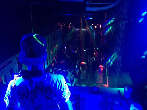 Top 11 HOTTEST Hanoi night clubs to dance the night away