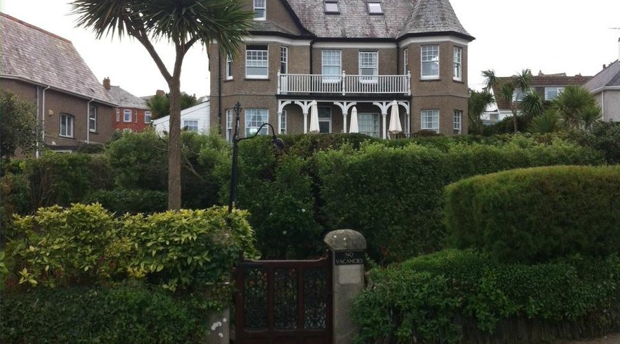 Lovely Treverbyn House in central Padstow