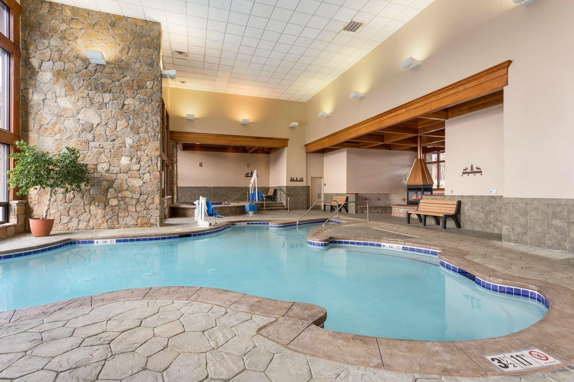 Hotel photo 8 of Grand Timber Lodge.