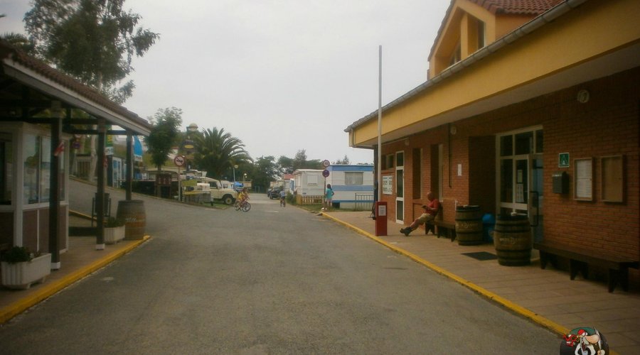 Acceso principal.