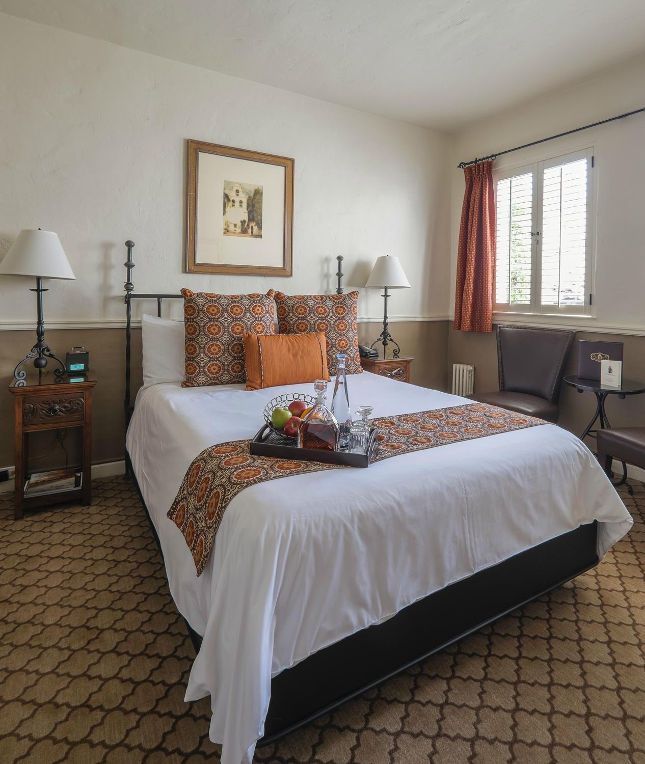 Hotel photo 29 of Cypress Inn.