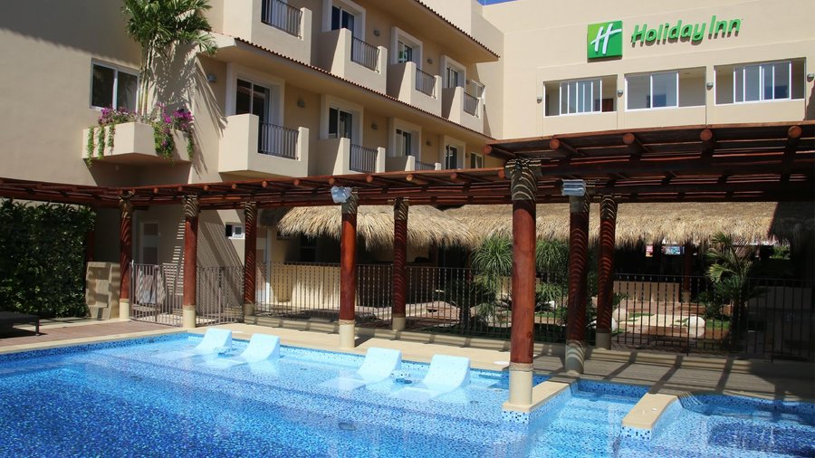 Alberca al aire libre  / Outdoor pool