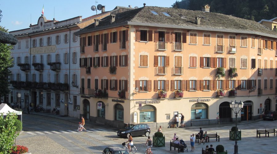 edificio storico albergo