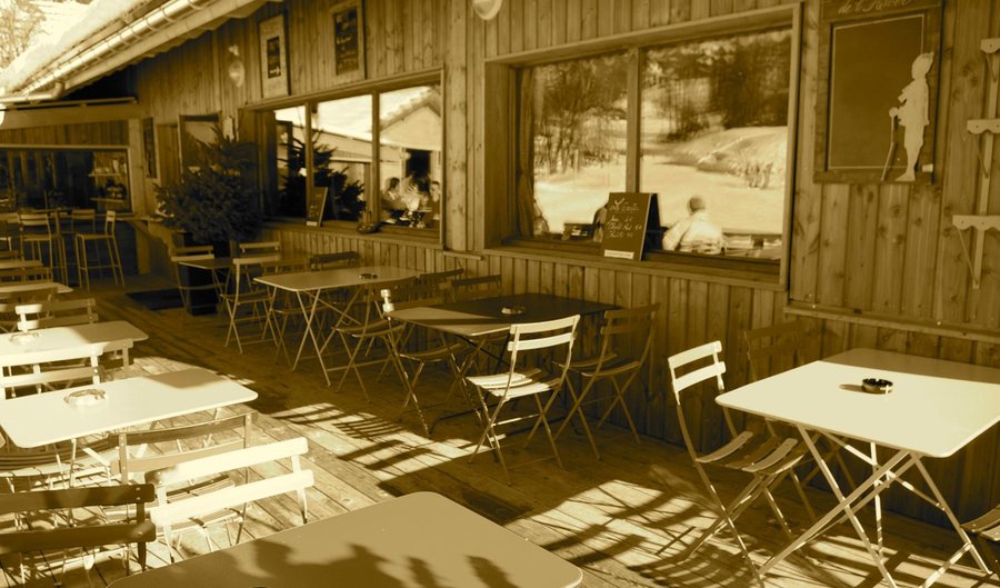 terrasse sur front de neige