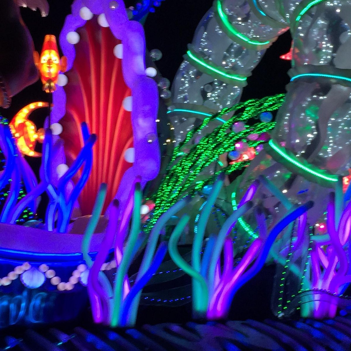 22年 ディズニーランドパークの花火 行く前に 見どころをチェック トリップアドバイザー 22年 ディズニーランドパークの花火 行く前に 見どころをチェック トリップアドバイザー