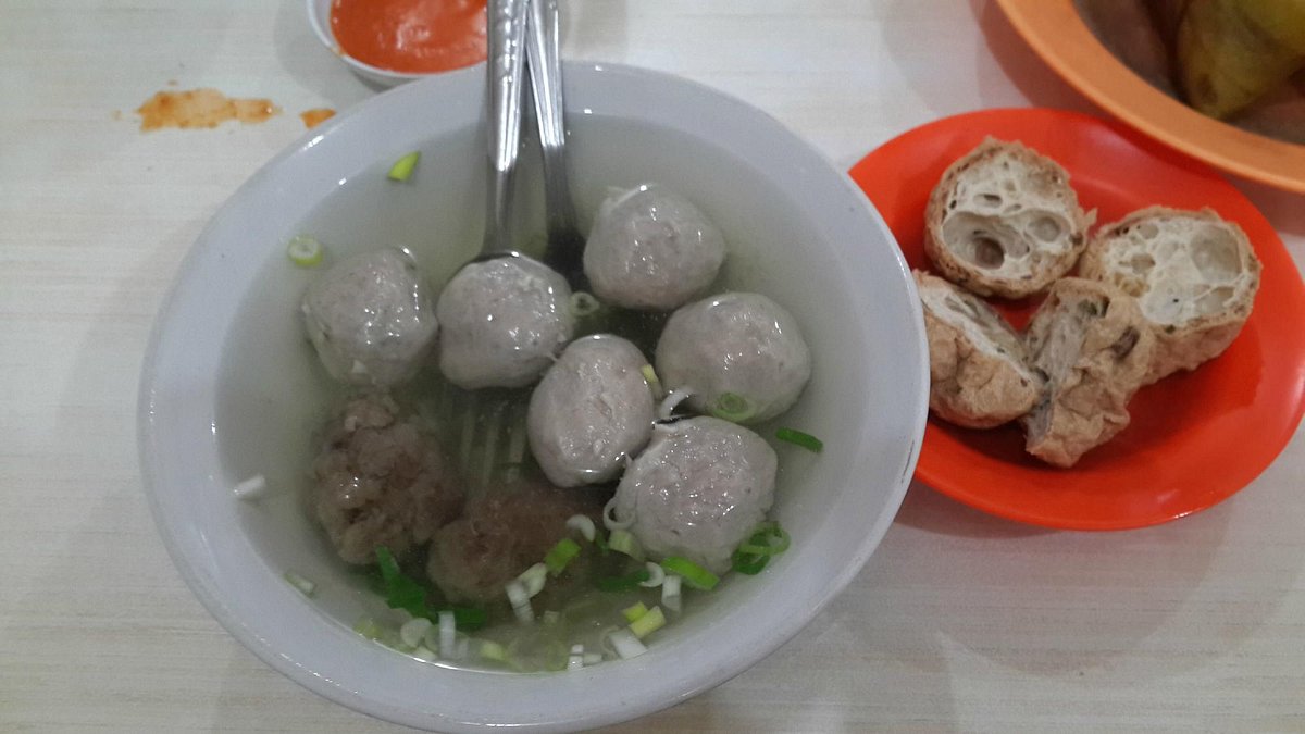 Bakso Ati Raja Makassar Ulasan Restoran Tripadvisor