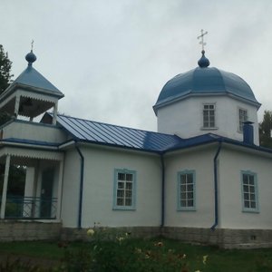 Памятник стулу в боровичах