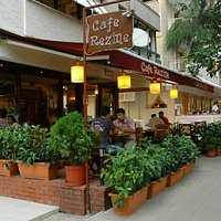 Süvari Caddesi'nin en eski cafelerinden