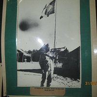 Hasteamento da Bandeira no dia que a Segunda Guerra acabou