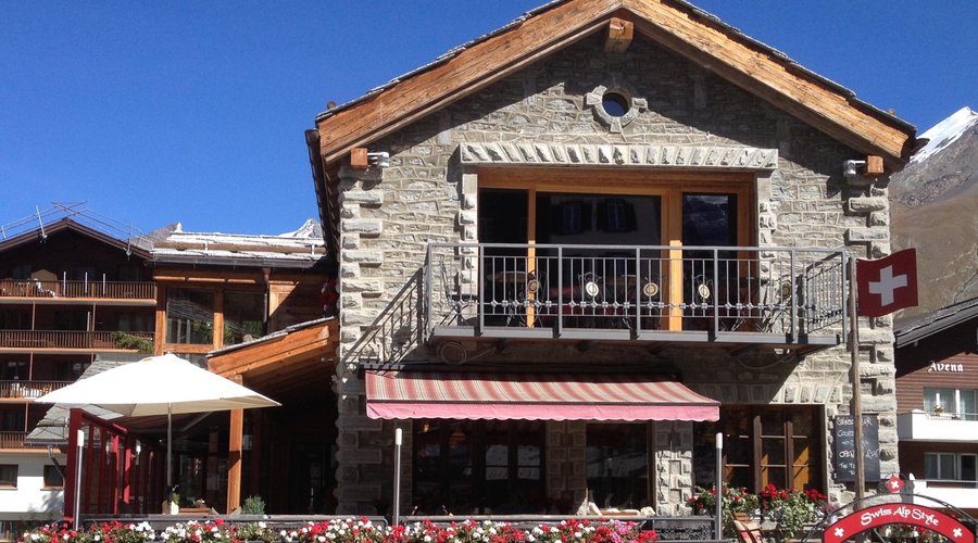 Restaurant Arvu-Stuba & Steinbock Bar