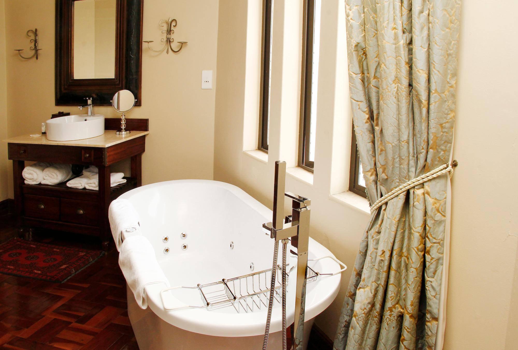 Hotel photo 6 of Opikopi Guest House.