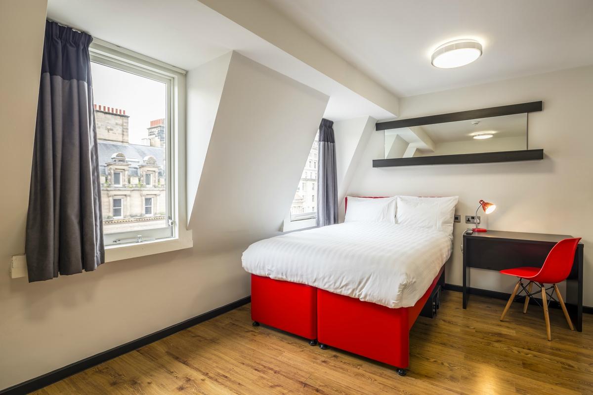 Hotel photo 64 of Tune Hotel - Liverpool, City Centre.