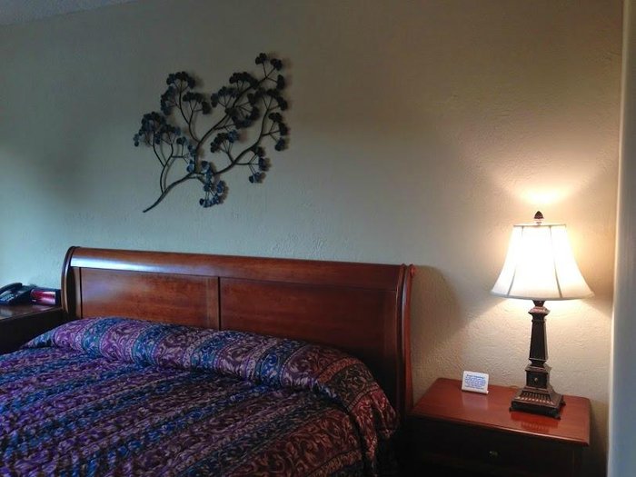 HARVEST INN Prices & Motel Reviews (Pine Bush, NY)