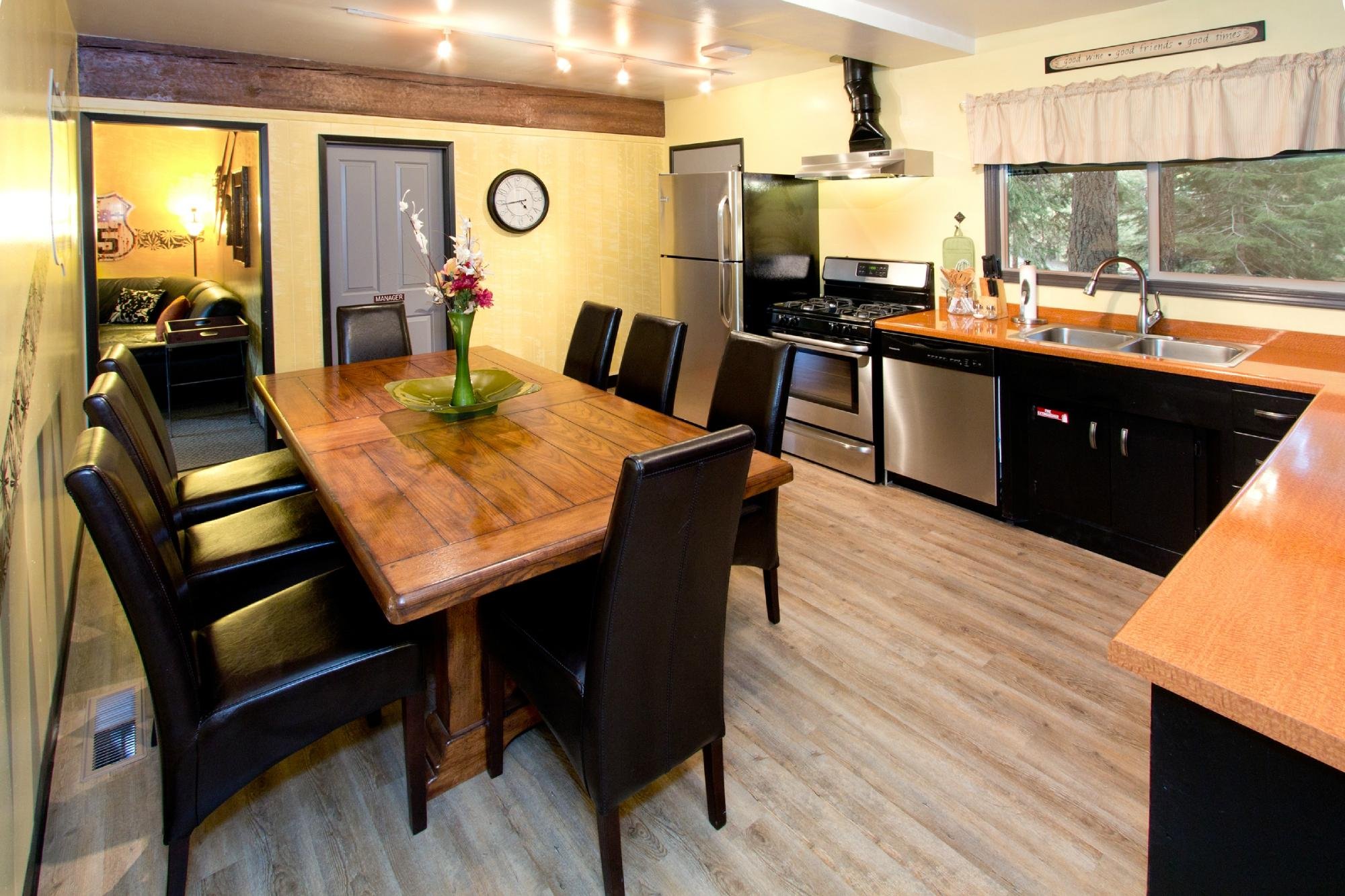 Moderne Hostel by null