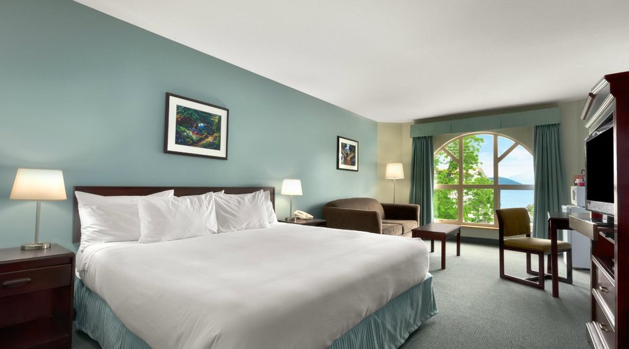 Deluxe King Bed Room
