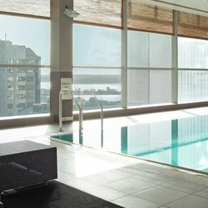 JW Marriott Auckland Pool