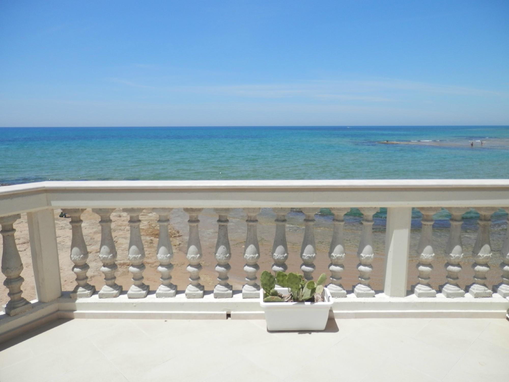 B&B LA CASA DI MONTALBANO (Punta Secca, Italia): Opiniones Y Precios