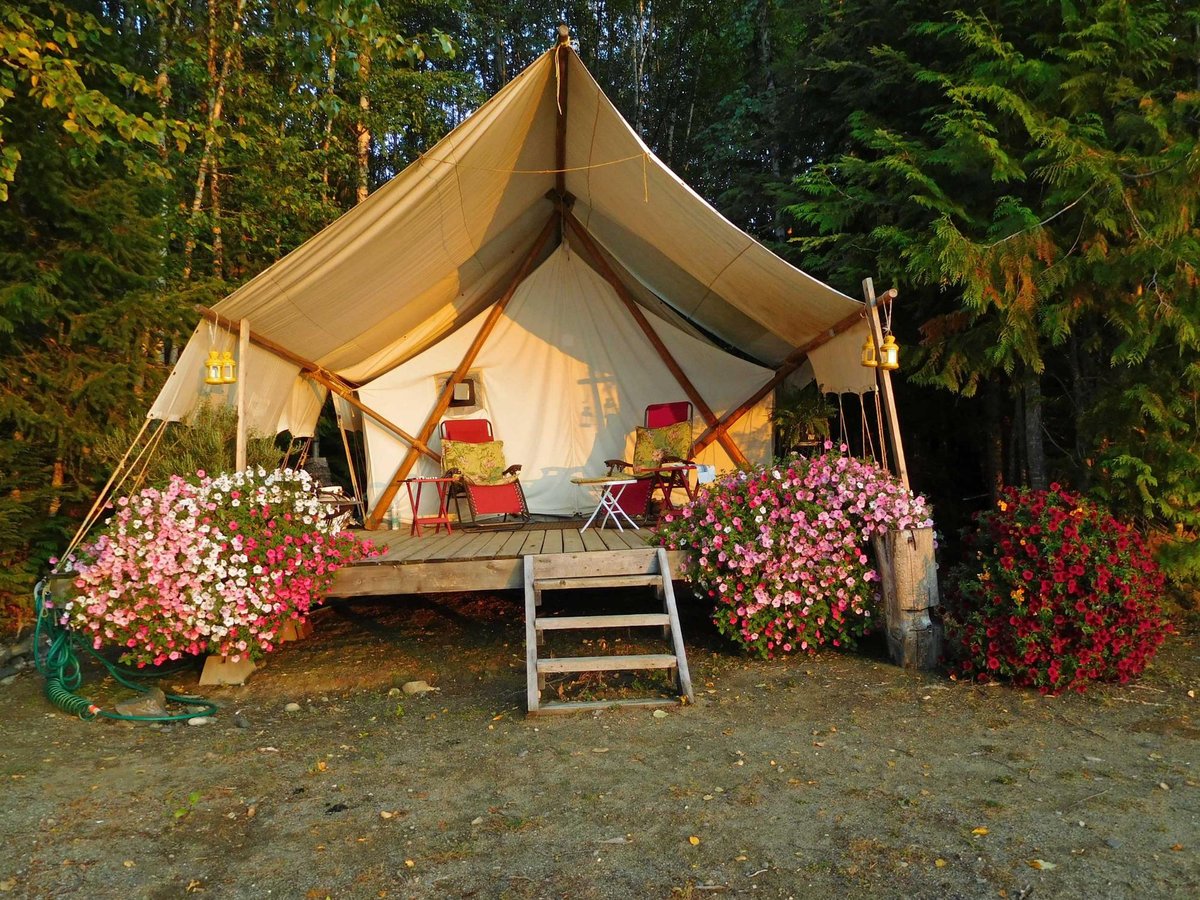 Plato Island Resort & Marina Reviews & Photos (Horsefly, Cariboo