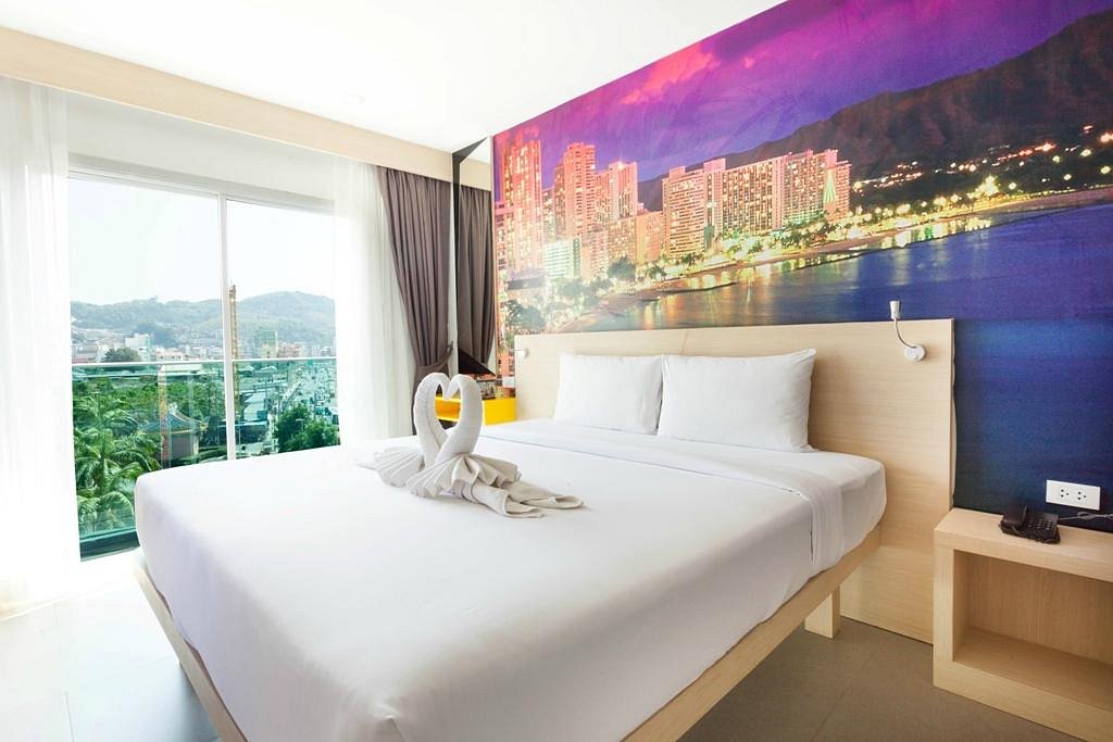 The aim patong hotel. Таиланд Patong Lodge 3* Патонг, Пхукет. Отель Mirage Patong Phuket 3*. The aim Patong Hotel 3.