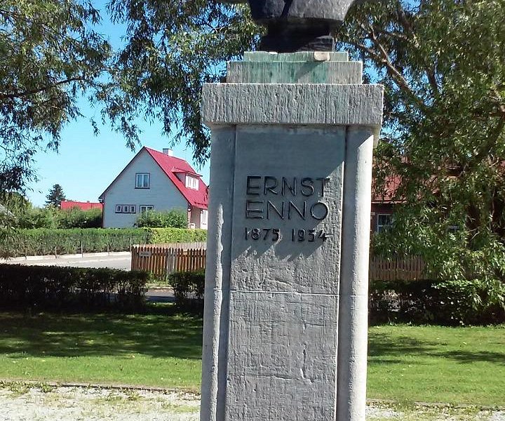 Ernst Enno Monument image
