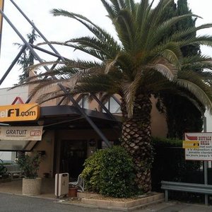 HOTEL F1 BEZIERS