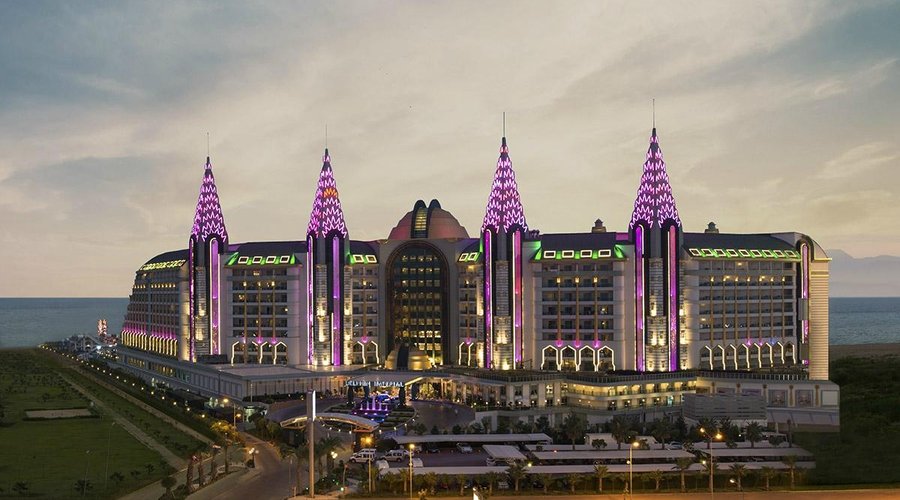 Delphin Imperial