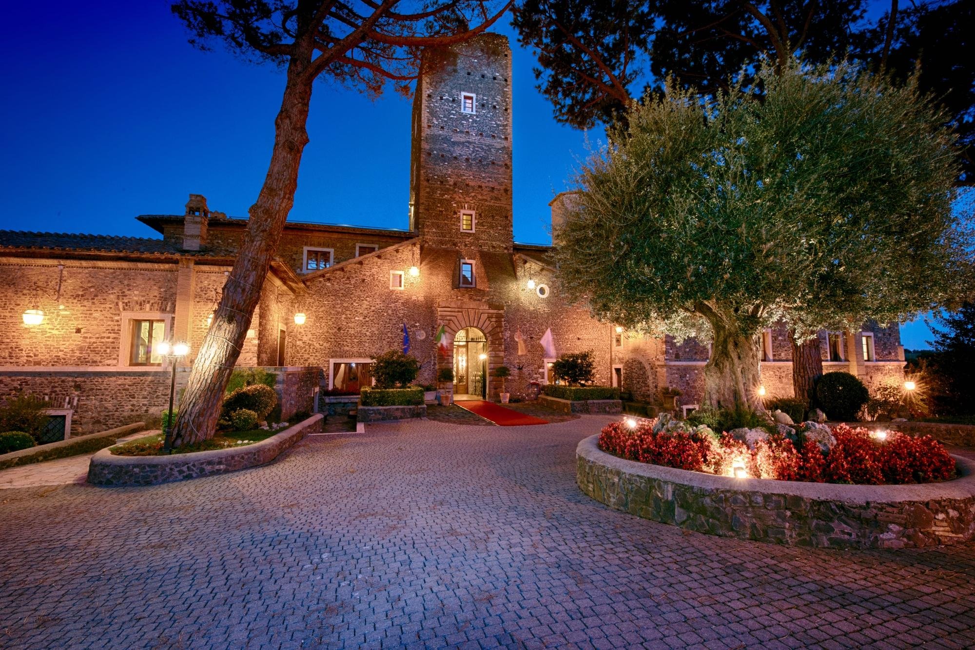 CASTELLO DELLA CASTELLUCCIA - Prices & Hotel Reviews (Rome, Italy)