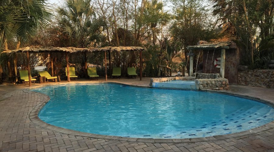 Swimming pool