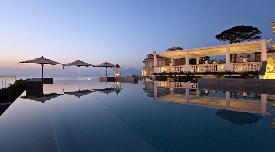 Terrazza Ristorante Corallo al tramonto
