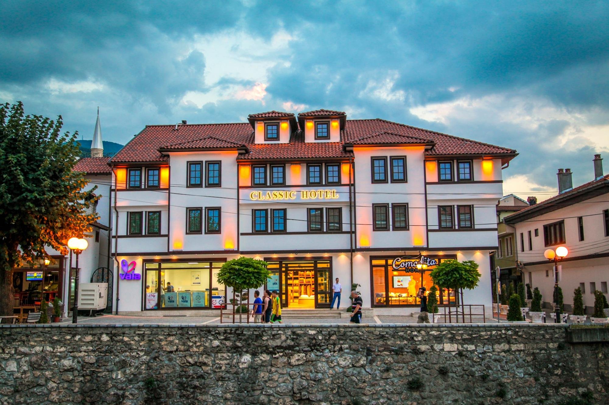 hotel ne prizren me gjakuzi