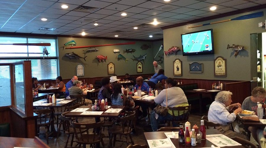 Cedar River Seafood of Gainesville