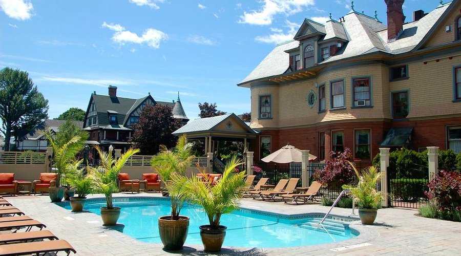 Heated pool at Union Gables Inn