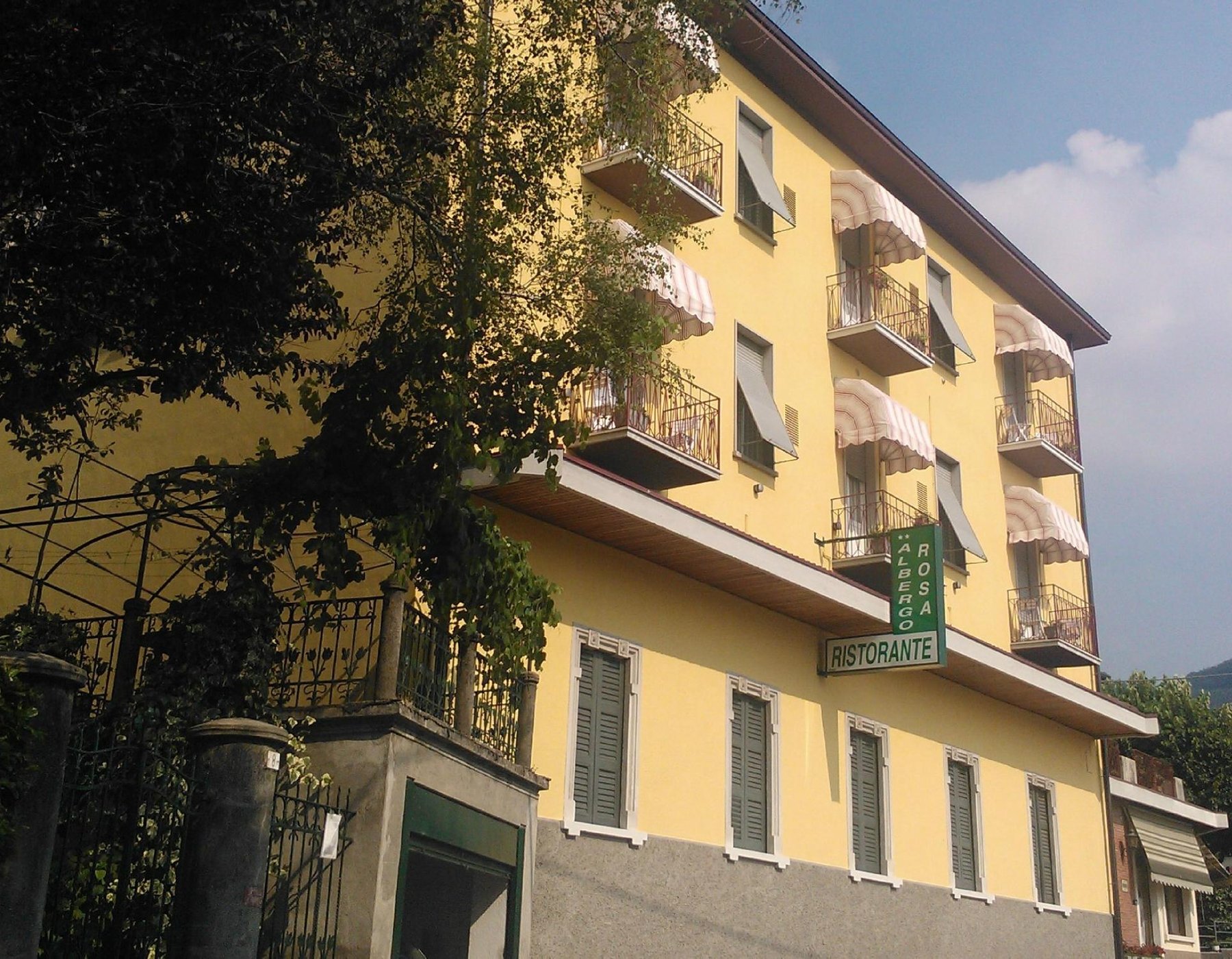 Albergo Rosa image