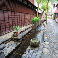 いい雰囲気の小路